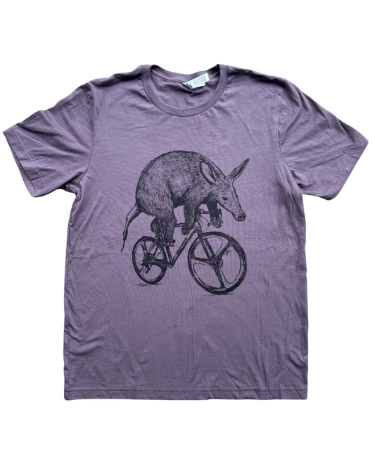 Aardvark on A Bicycle Men's/Unisex Shirt