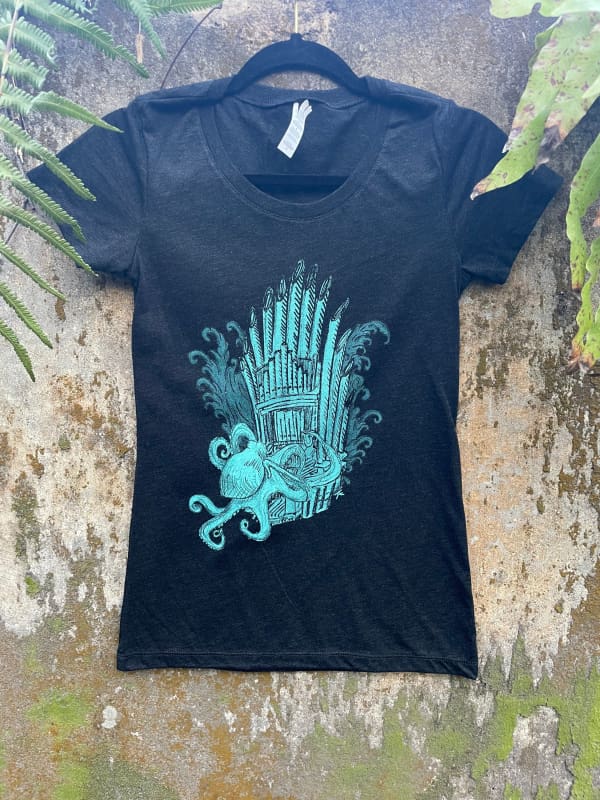 Octopus Playing an Organ Women’s Shirt - Women’s