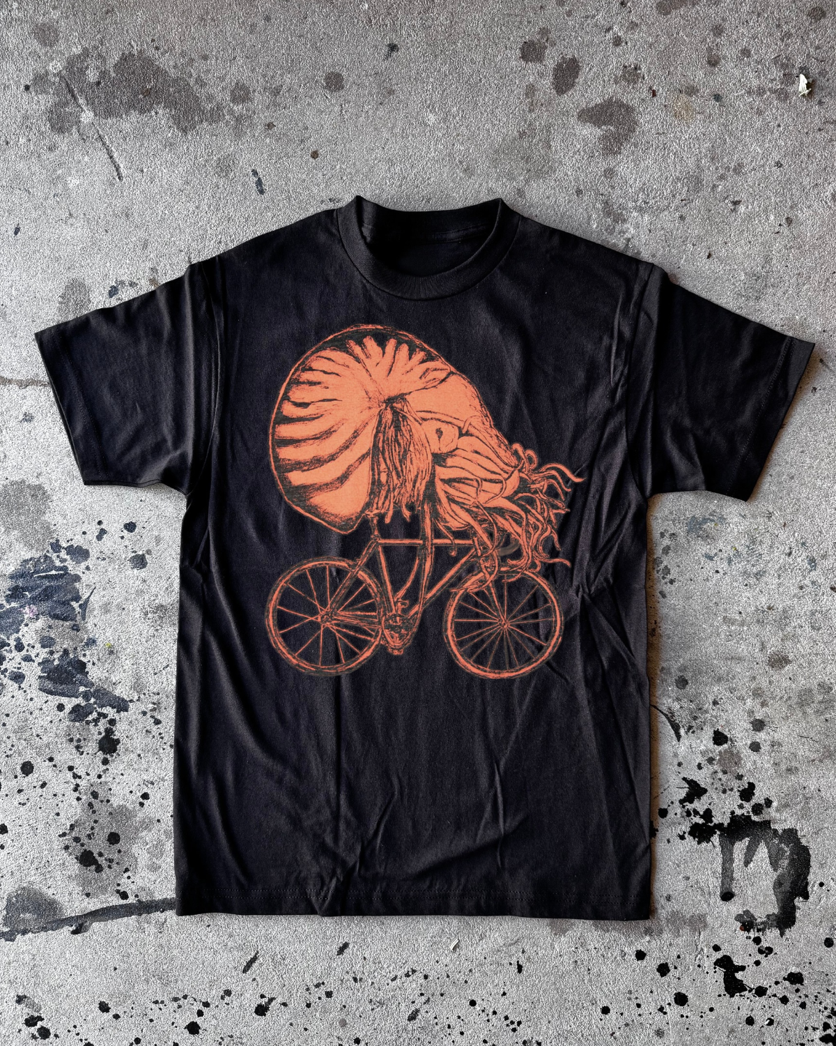 Nautilus on a Bicycle Men's T-Shirt