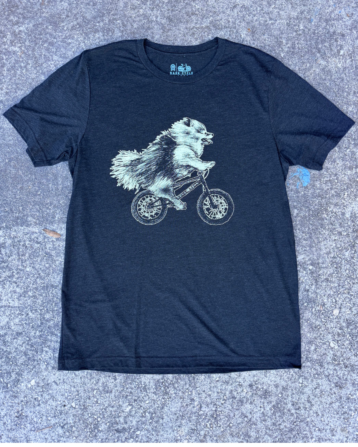 Pomeranian on a Bike Men's/Unisex Shirt