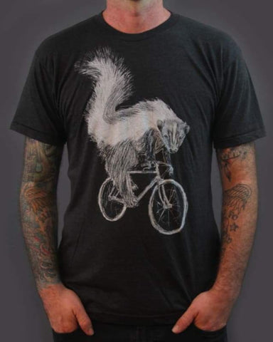 Skunk on a Bicycle Men's/Unisex Shirt